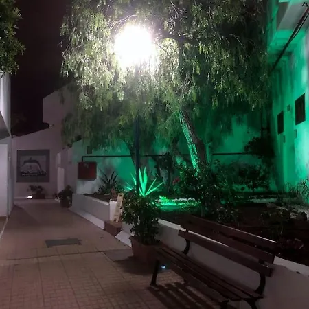 Apartament Elisa En Garden Con Piscina Climatizada *