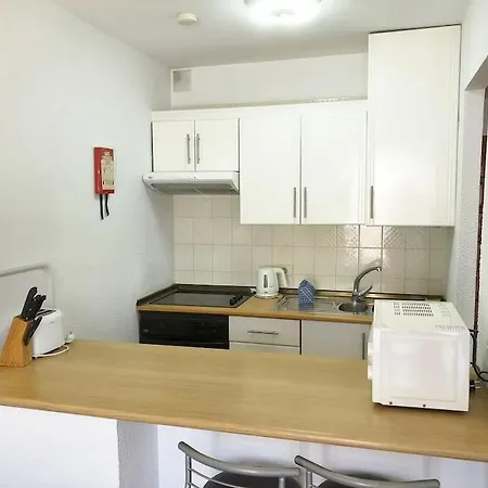 Apartament Elisa En Garden Con Piscina Climatizada