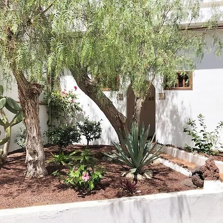 Apartament Elisa En Garden Con Piscina Climatizada *