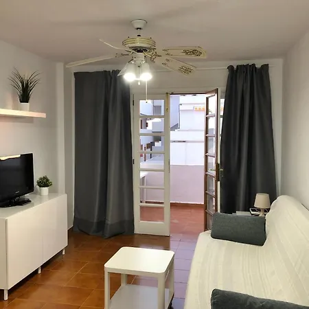 Apartament Elisa En Garden Con Piscina Climatizada